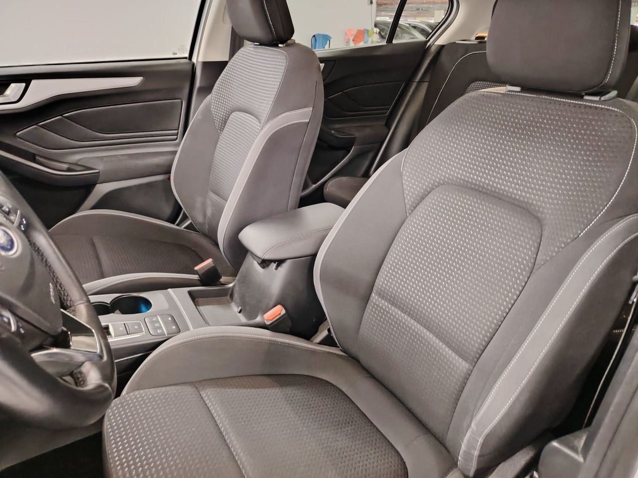 Ford Focus 1.0 Ecoboost 92kW Titanium Auto - Foto 20