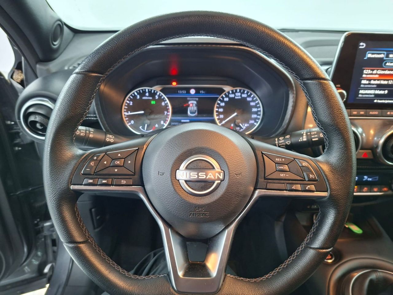 Nissan Juke DIG-T 84 kW (114 CV) 6M/T N-Connecta - Foto 18