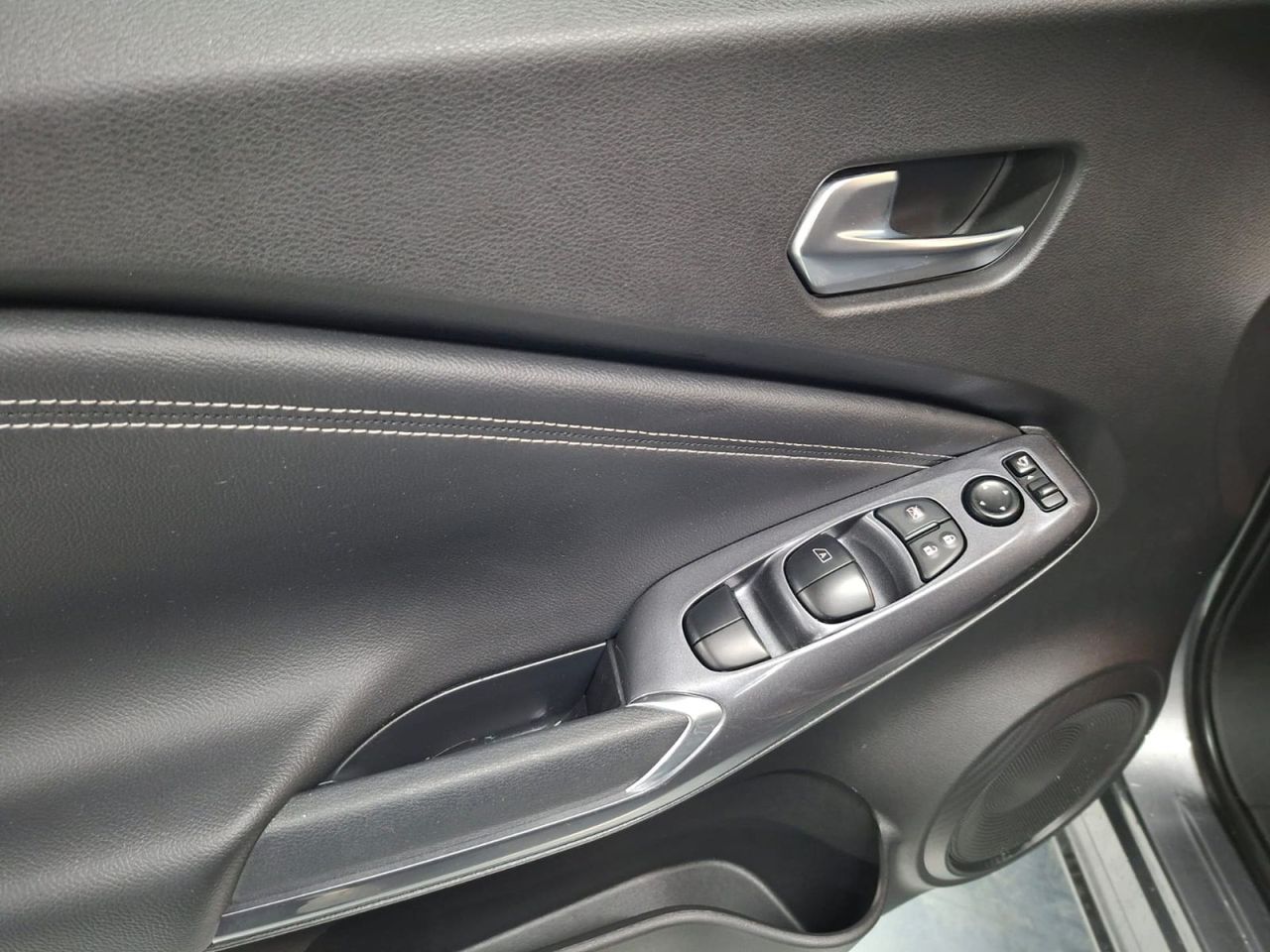 Nissan Juke DIG-T 84 kW (114 CV) 6M/T N-Connecta - Foto 17