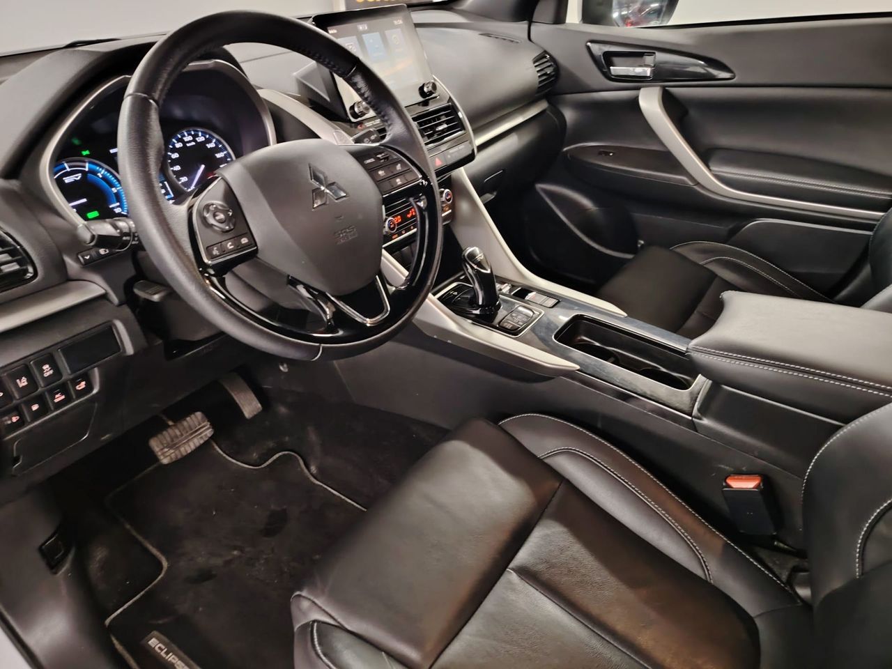 Mitsubishi Eclipse Cross 2.4 PHEV Kaiteki Auto 4WD - Foto 13