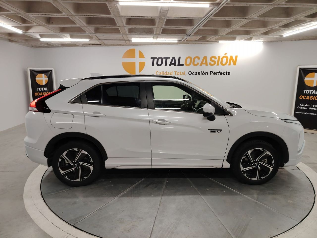 Mitsubishi Eclipse Cross 2.4 PHEV Kaiteki Auto 4WD - Foto 6