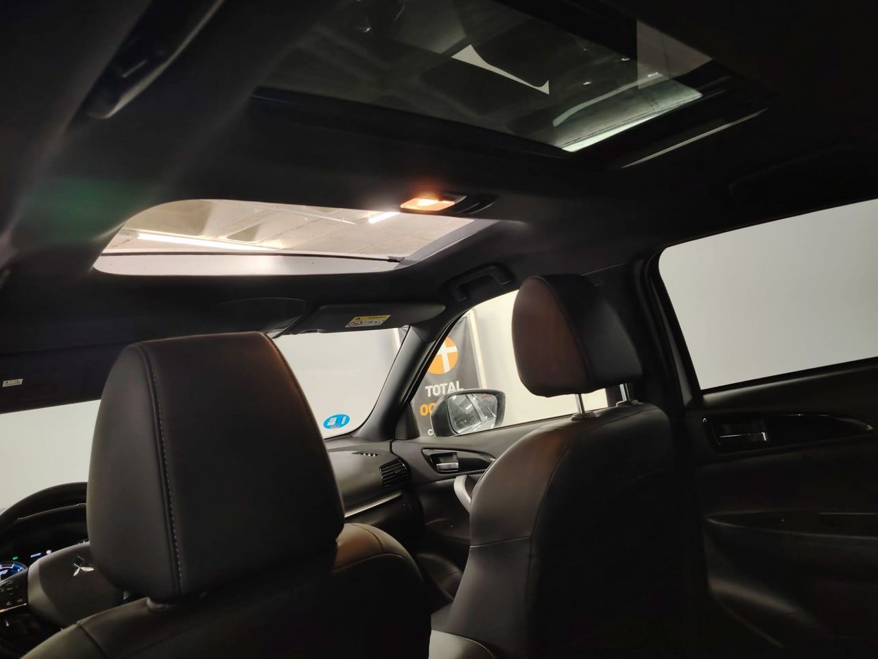 Mitsubishi Eclipse Cross 2.4 PHEV Kaiteki Auto 4WD - Foto 25