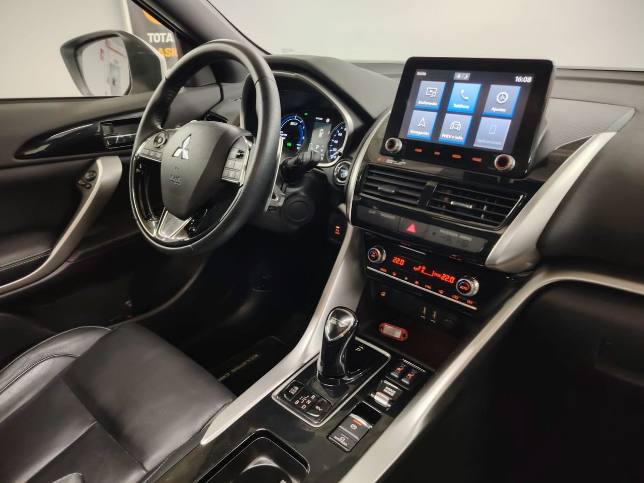 Mitsubishi Eclipse Cross 2.4 PHEV Kaiteki Auto 4WD - Foto 27