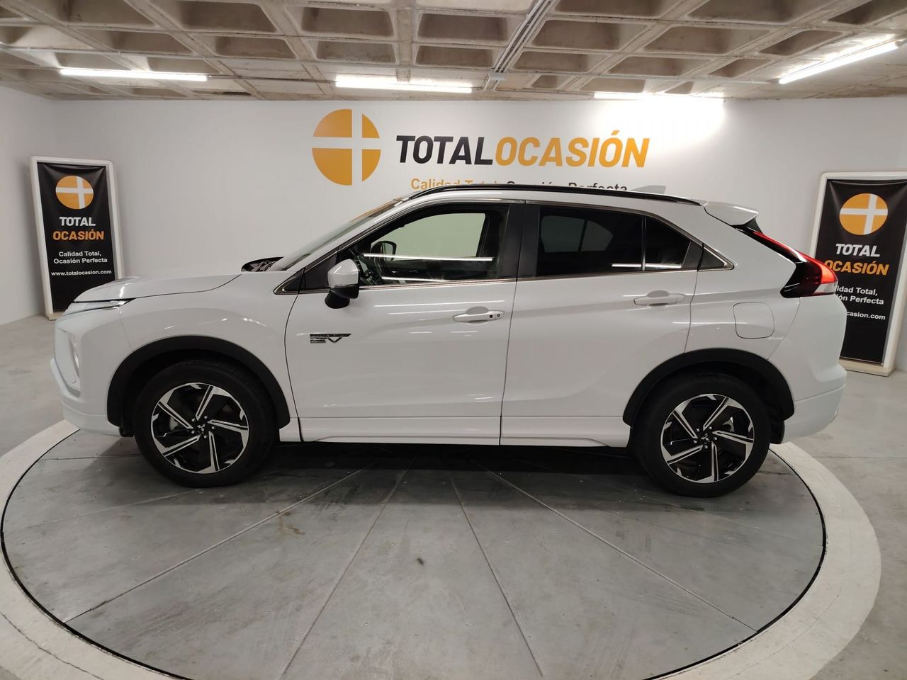 Mitsubishi Eclipse Cross 2.4 PHEV Kaiteki Auto 4WD - Foto 7