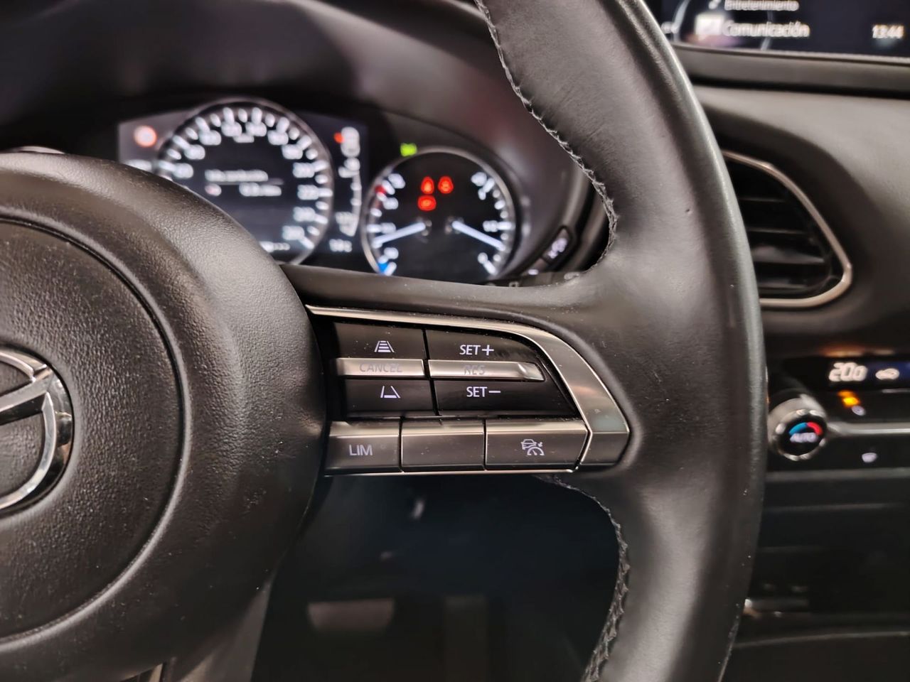 Mazda CX-30 e-SKYACTIV-G 2.0 90 kW 2WD AT Evolution - Foto 15