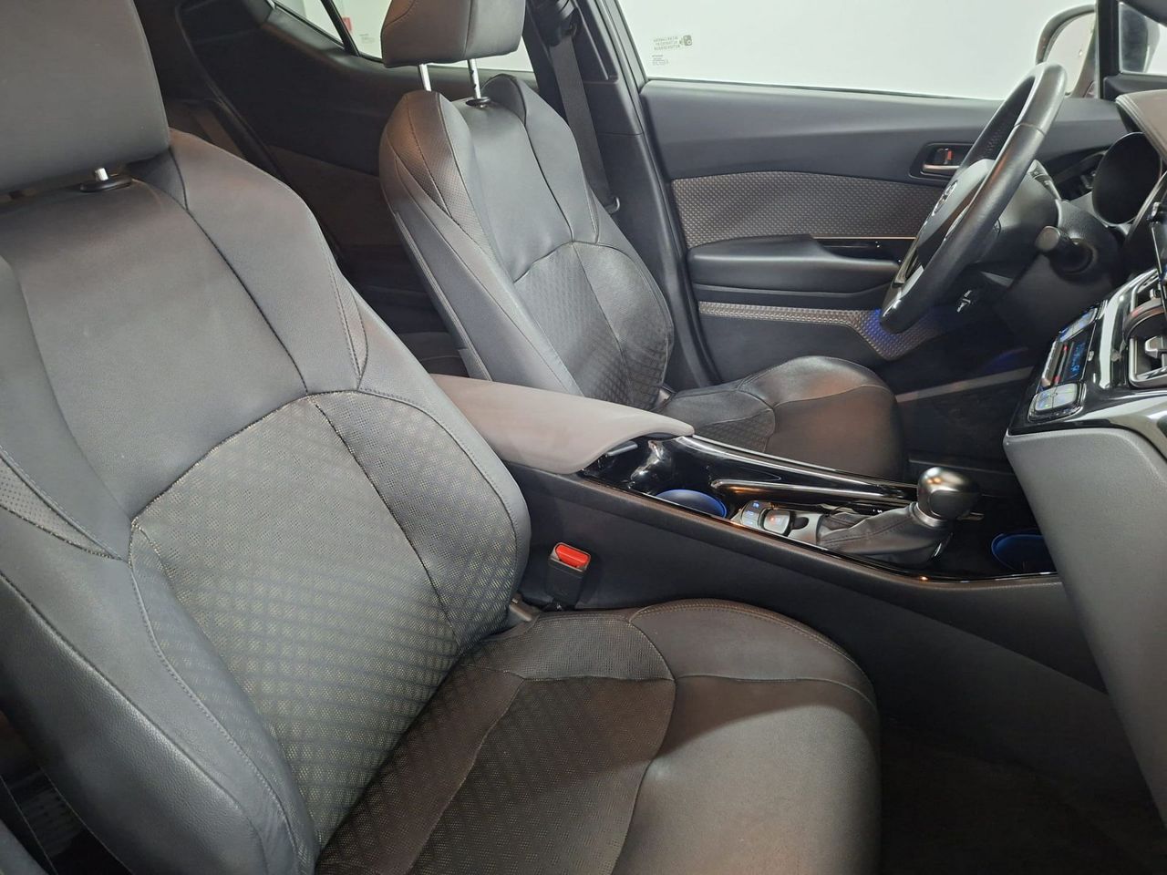 Toyota C-HR 2.0 180H Kaji Edition - Foto 29