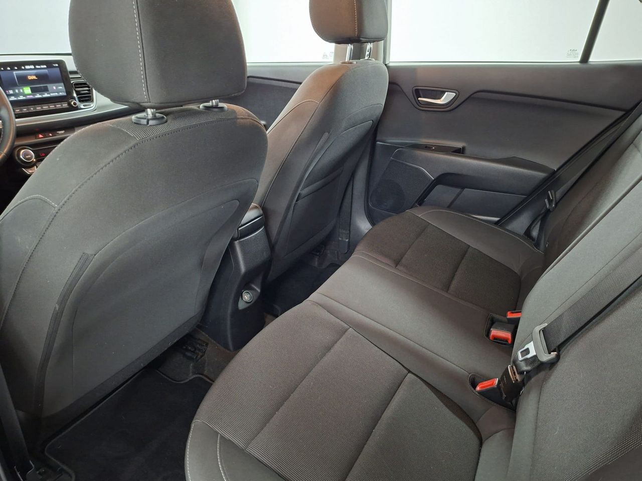 Kia Rio 1.0 T-GDi 74kW (100CV) MHEV iMT Drive - Foto 27