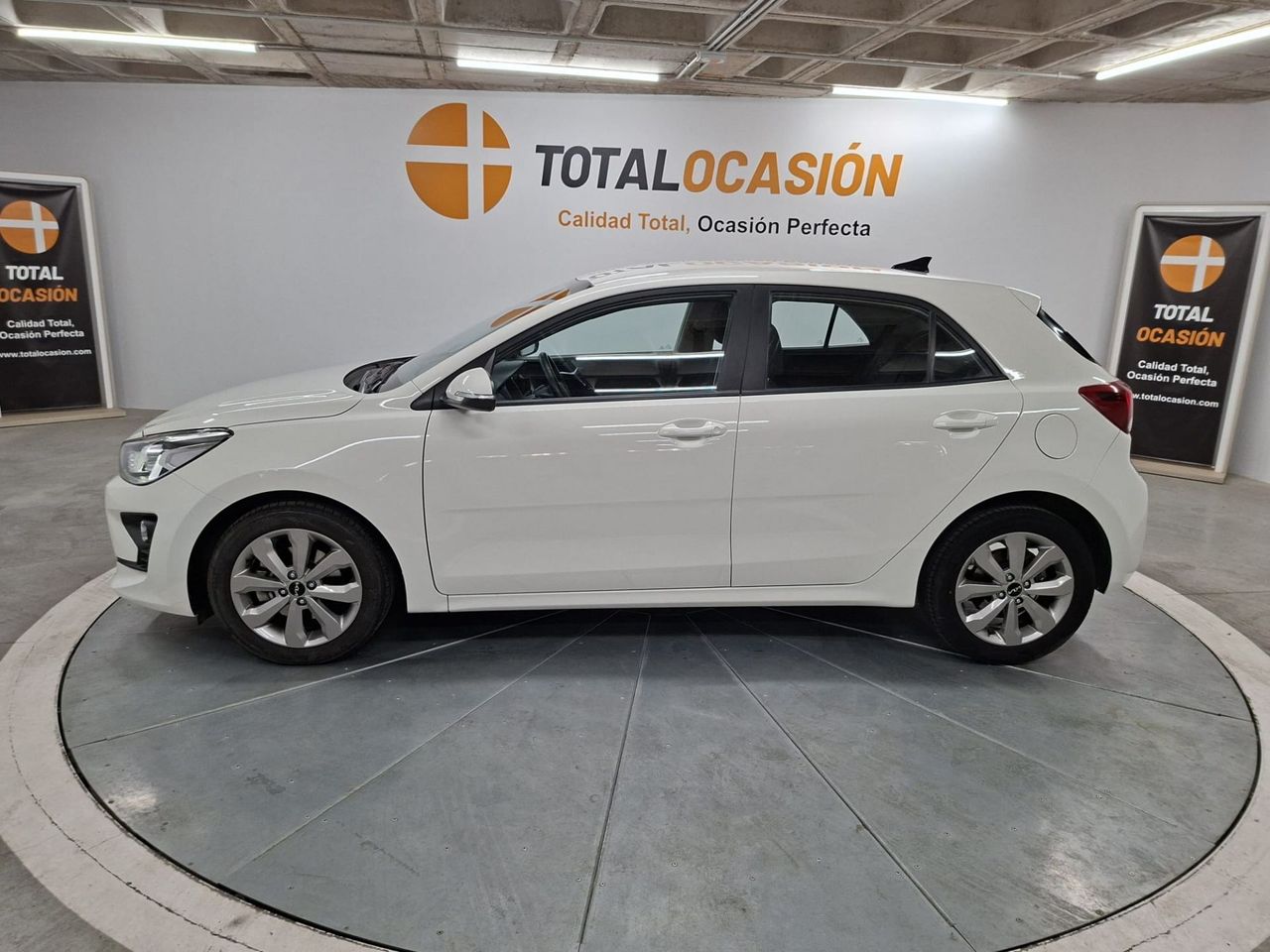 Kia Rio 1.0 T-GDi 74kW (100CV) MHEV iMT Drive - Foto 7