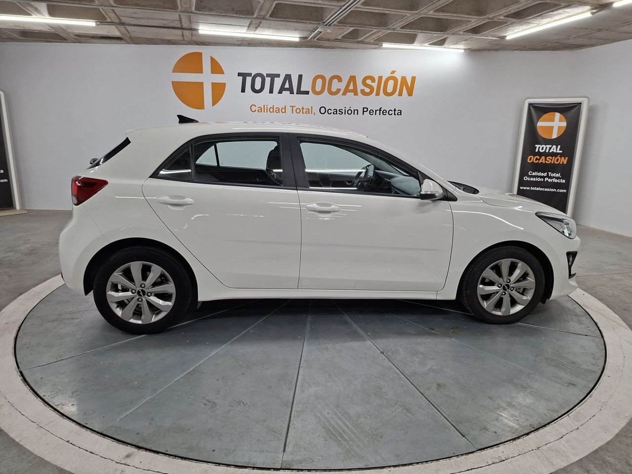Kia Rio 1.0 T-GDi 74kW (100CV) MHEV iMT Drive - Foto 6