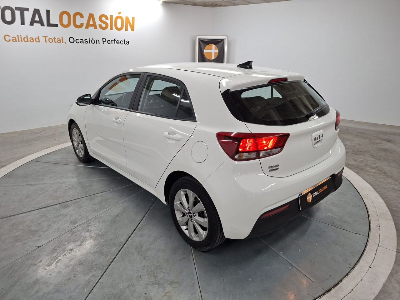 Kia Rio 1.0 T-GDi 74kW (100CV) MHEV iMT Drive - Foto 5