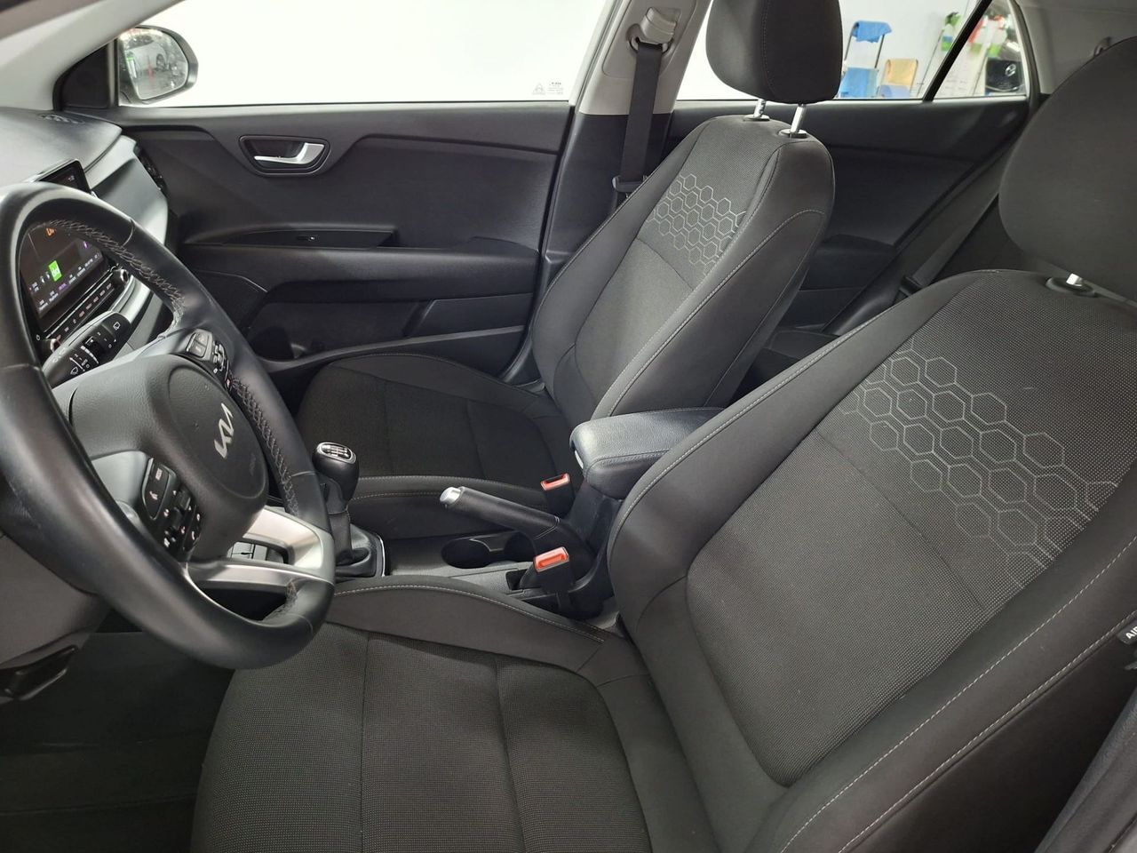 Kia Rio 1.0 T-GDi 74kW (100CV) MHEV iMT Drive - Foto 26