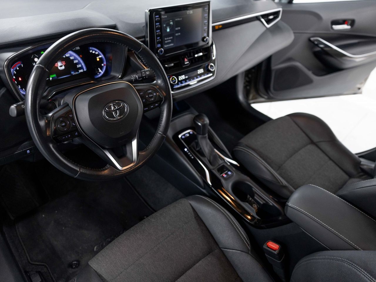 Toyota Corolla 1.8 125H STYLE E-CVT - Foto 19