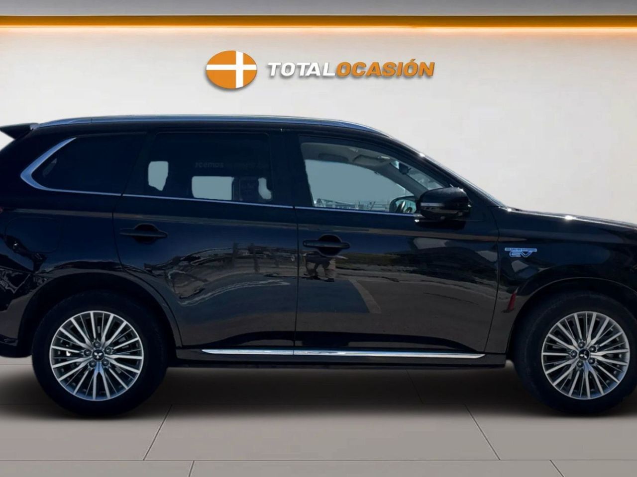 Mitsubishi Outlander 2.4 PHEV Kaiteki Auto 4WD MY19.5 - Foto 6