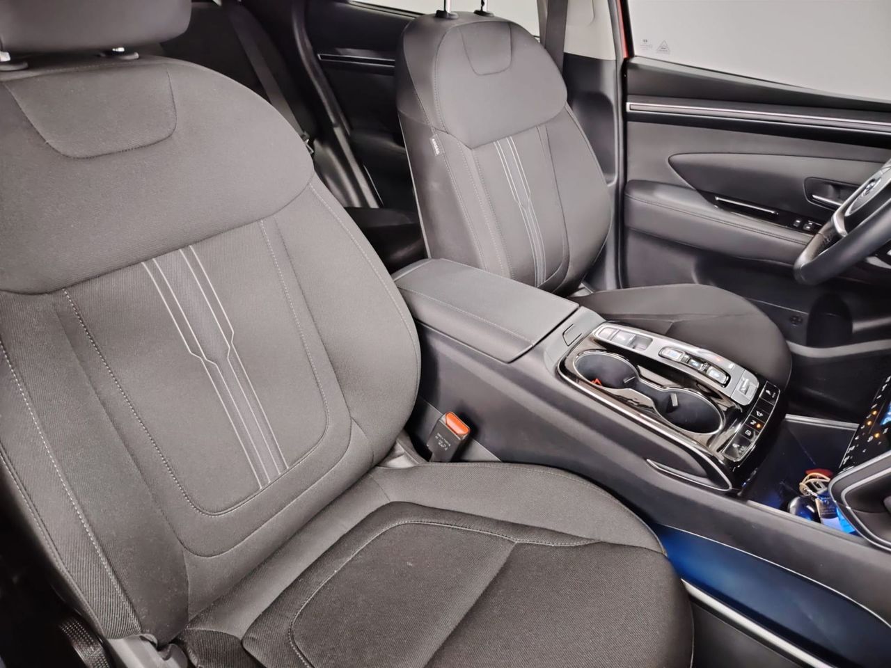 Hyundai Tucson 1.6 TGDI 169kW HEV Tecno Sky Auto - Foto 24