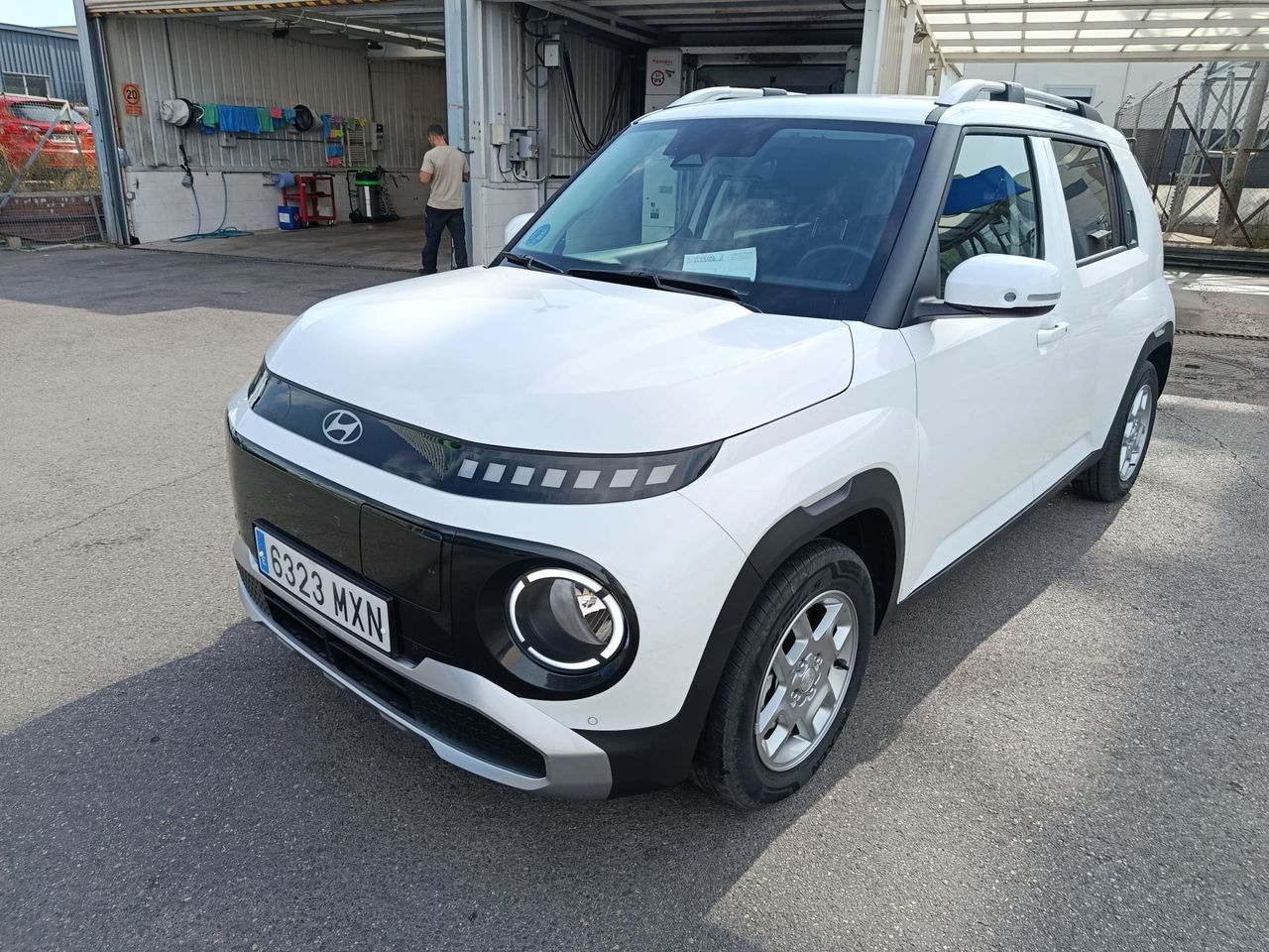 Hyundai Inster 49KWH 85KW (115CV) Maxx - Foto 3