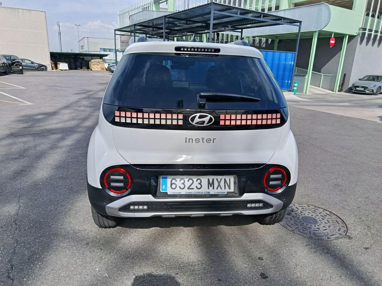 Hyundai Inster 49KWH 85KW (115CV) Maxx - Foto 9