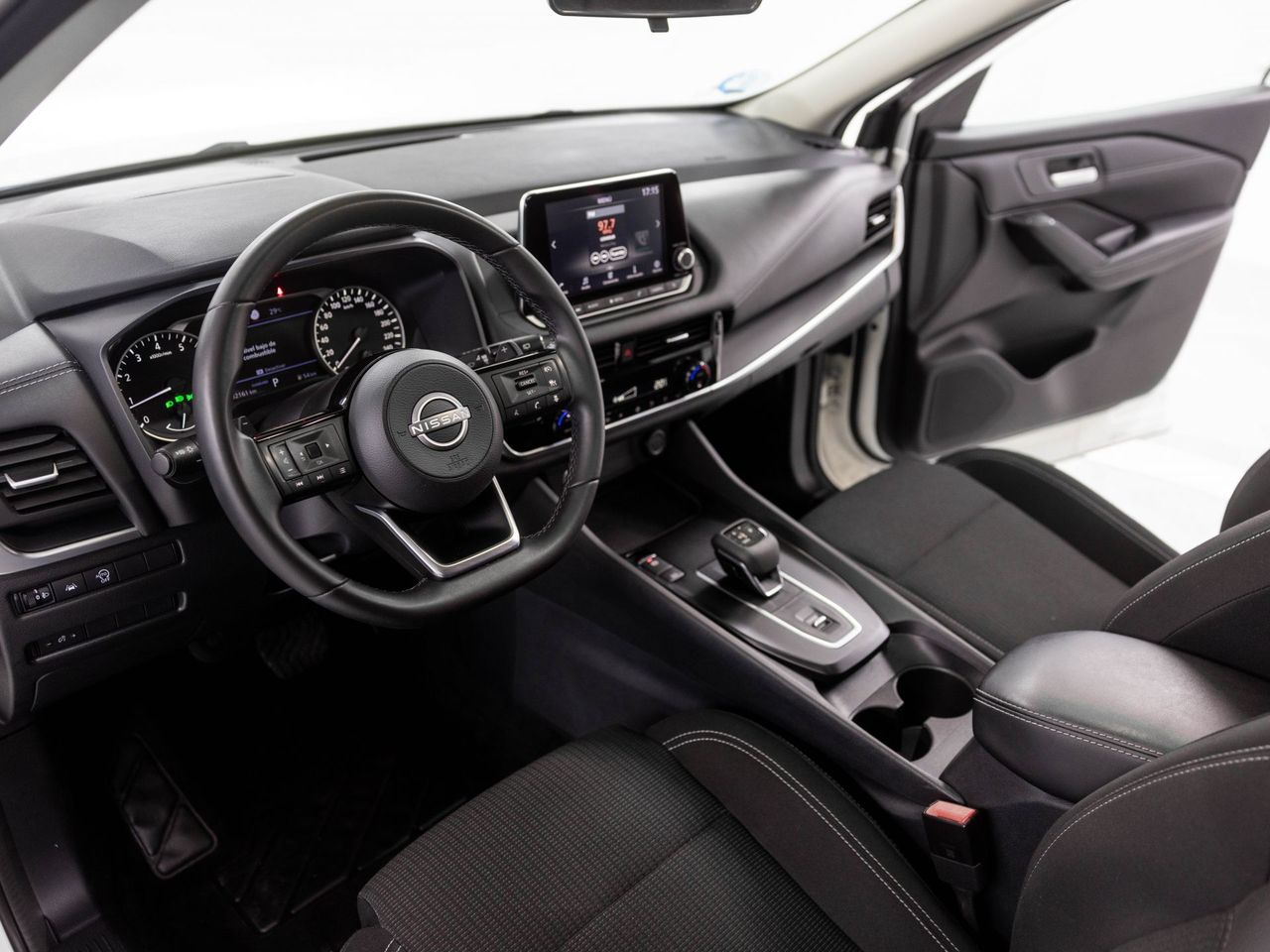 Nissan Qashqai DIG-T 116kW (158CV) mHEV Xtronic Acenta - Foto 18