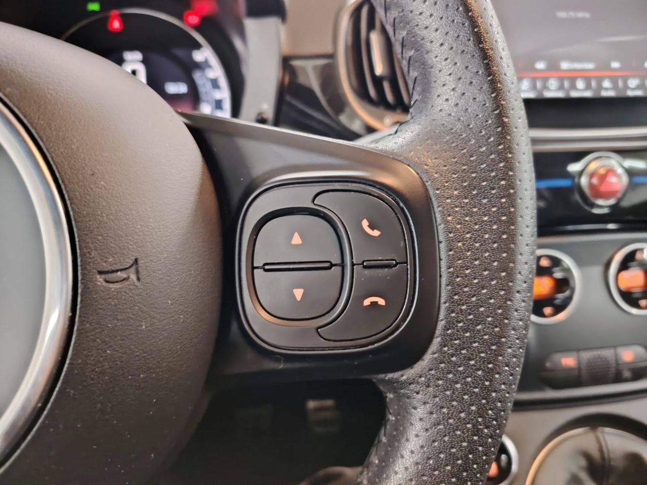 Abarth 500 1.4 16v 121kW Monster Energy Yamaha E6D - Foto 28
