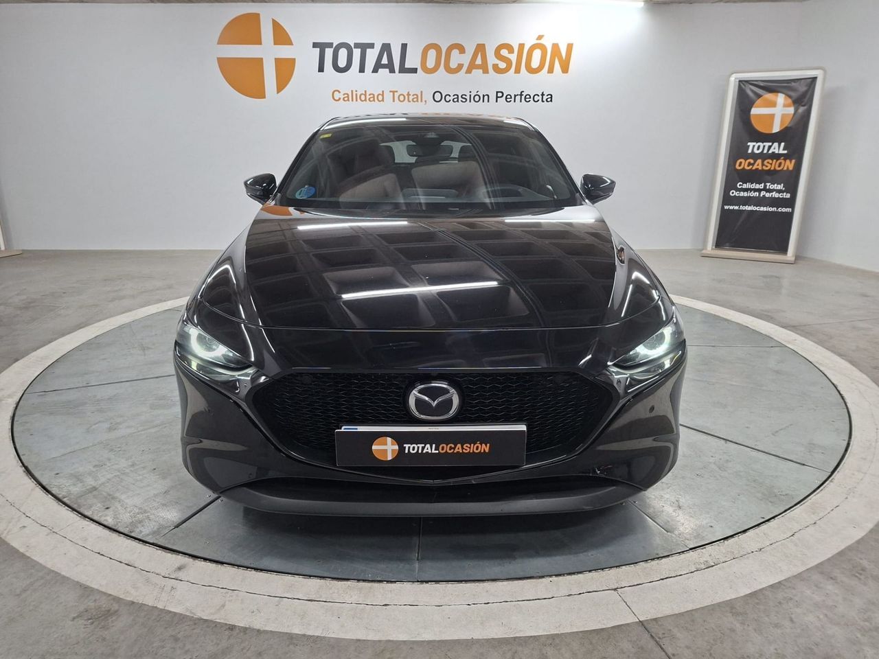 Mazda 3 2.0 SKYACTIV-X ZENITH SAFETY RED - Foto 8