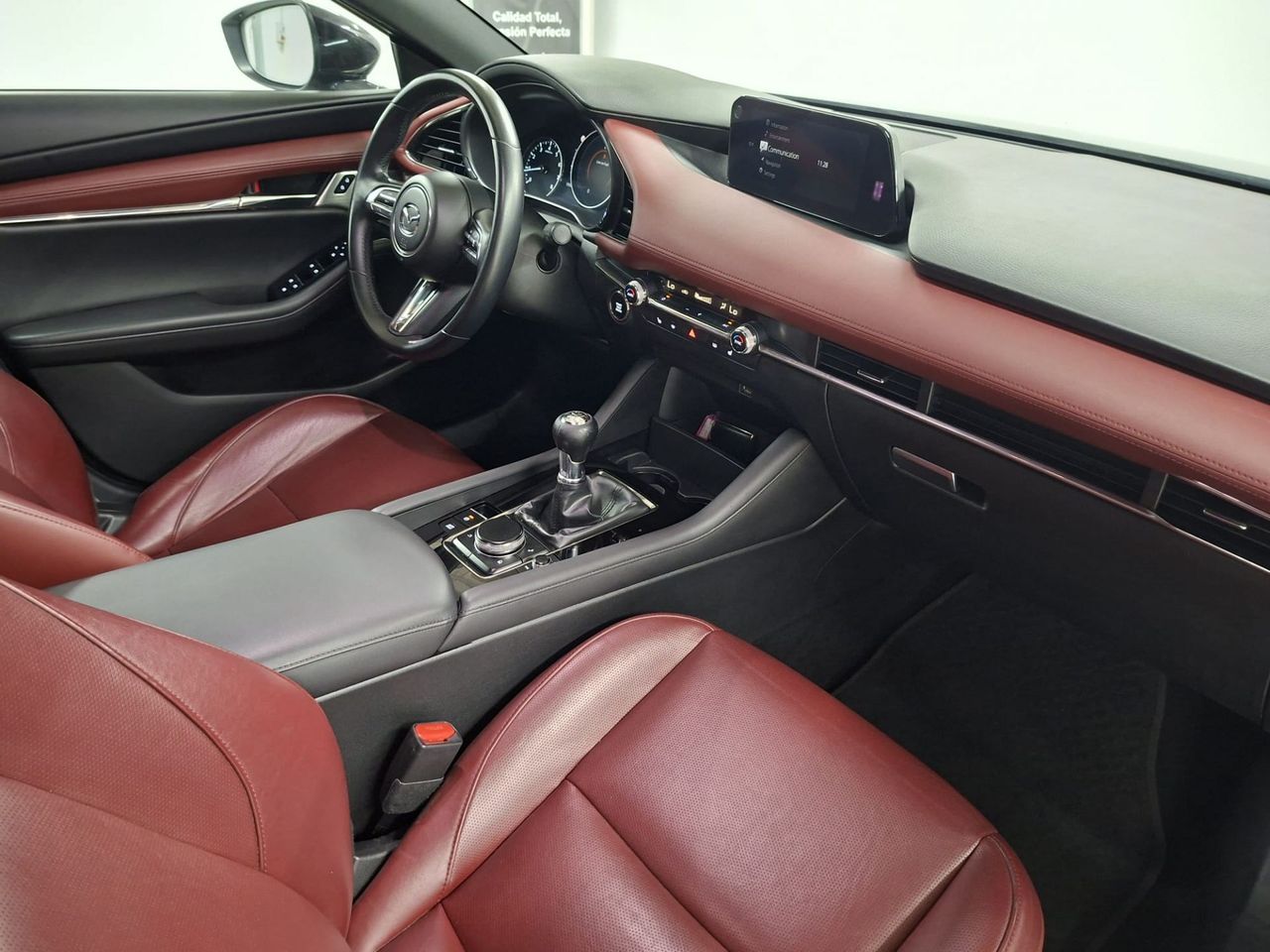 Mazda 3 2.0 SKYACTIV-X ZENITH SAFETY RED - Foto 16