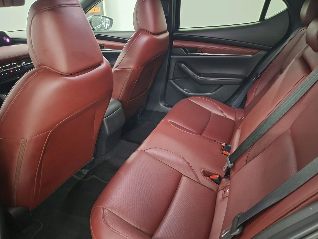 Mazda 3 2.0 SKYACTIV-X ZENITH SAFETY RED - Foto 26