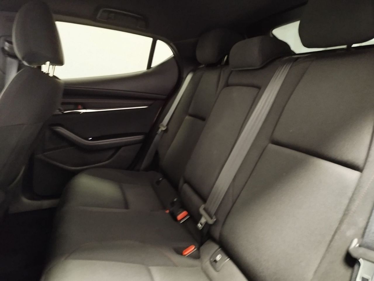 Mazda 3 2.0 e-SKYACTIV-G 90KW HOMURA - Foto 23
