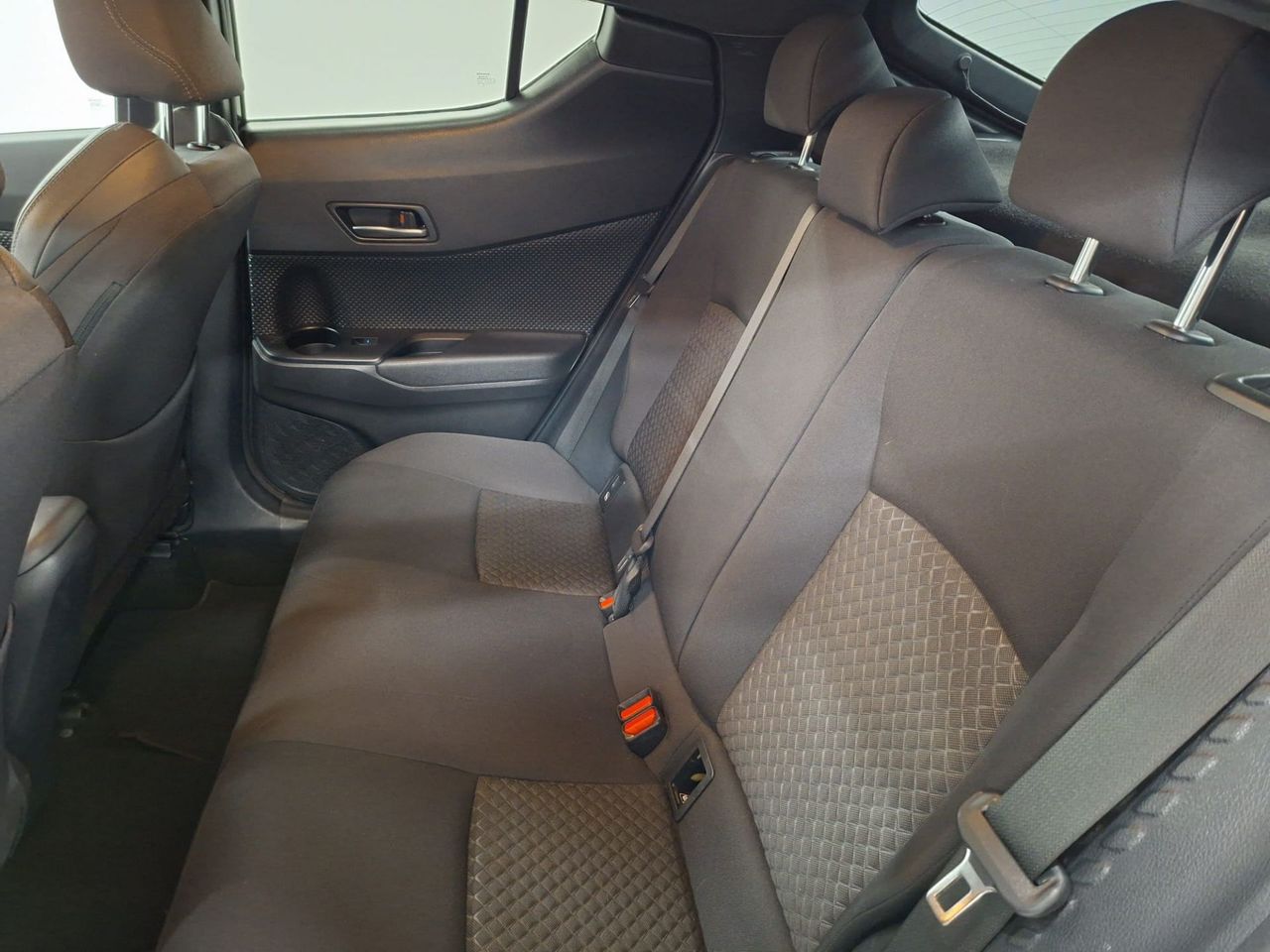 Toyota C-HR 1.8 125H Advance - Foto 12
