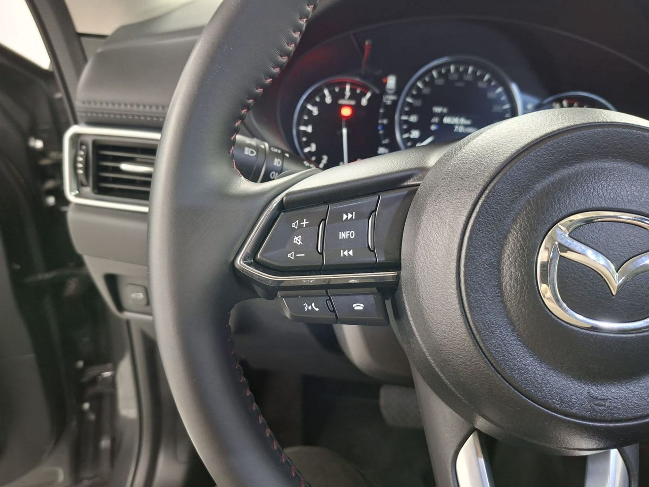 Mazda CX-5 2.0 GE 121kW (165CV) 2WD AT Homura - Foto 18