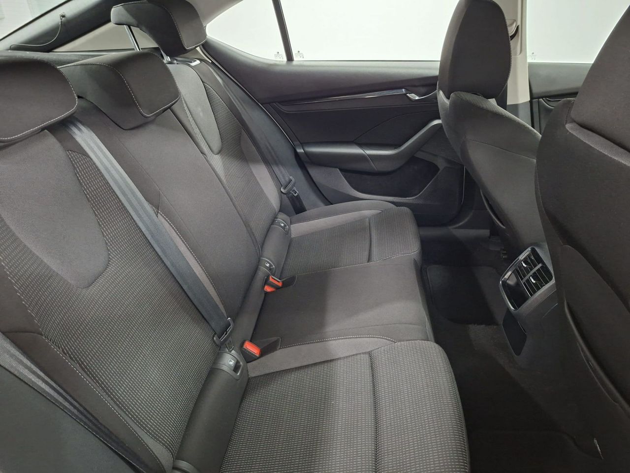 Skoda Octavia 2.0 TDI 110kW (150 CV) DSG Ambition - Foto 27