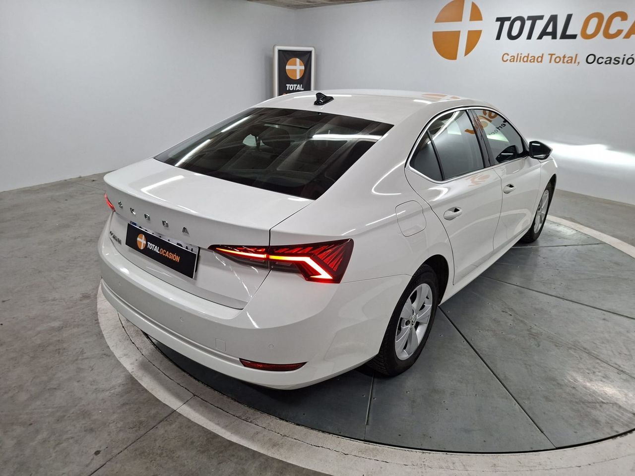 Skoda Octavia 2.0 TDI 110kW (150 CV) DSG Ambition - Foto 4