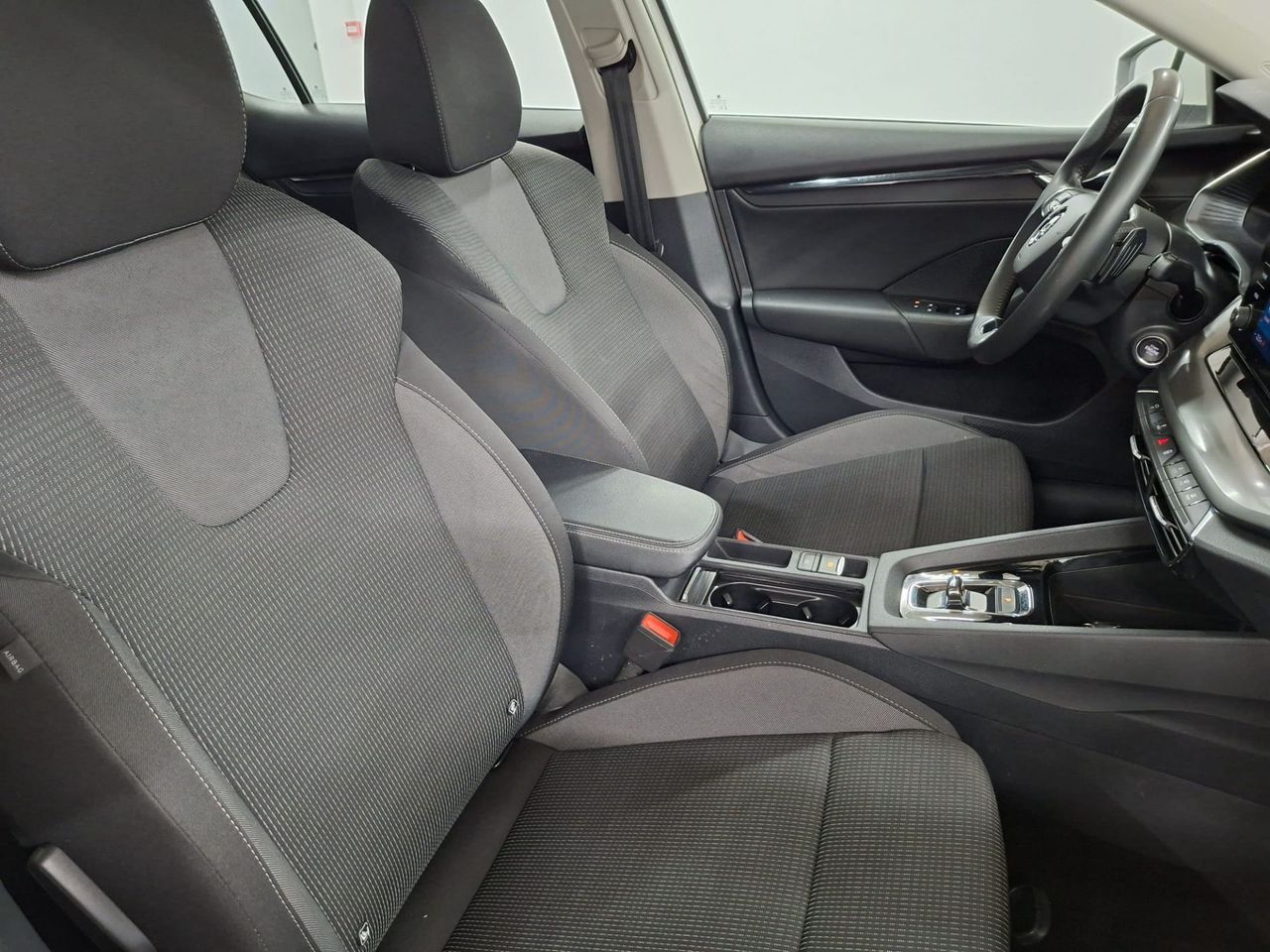Skoda Octavia 2.0 TDI 110kW (150 CV) DSG Ambition - Foto 28