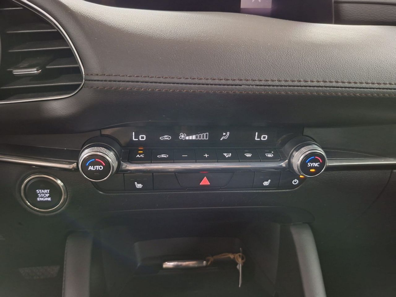 Mazda 3 e-SKYACTIV-G 90KW EXCLUSIVE-LINE PLUS AT - Foto 23