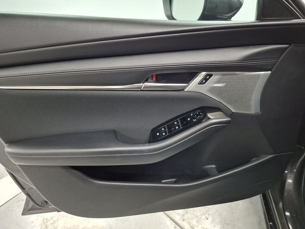 Mazda 3 e-SKYACTIV-G 90KW EXCLUSIVE-LINE PLUS AT - Foto 12