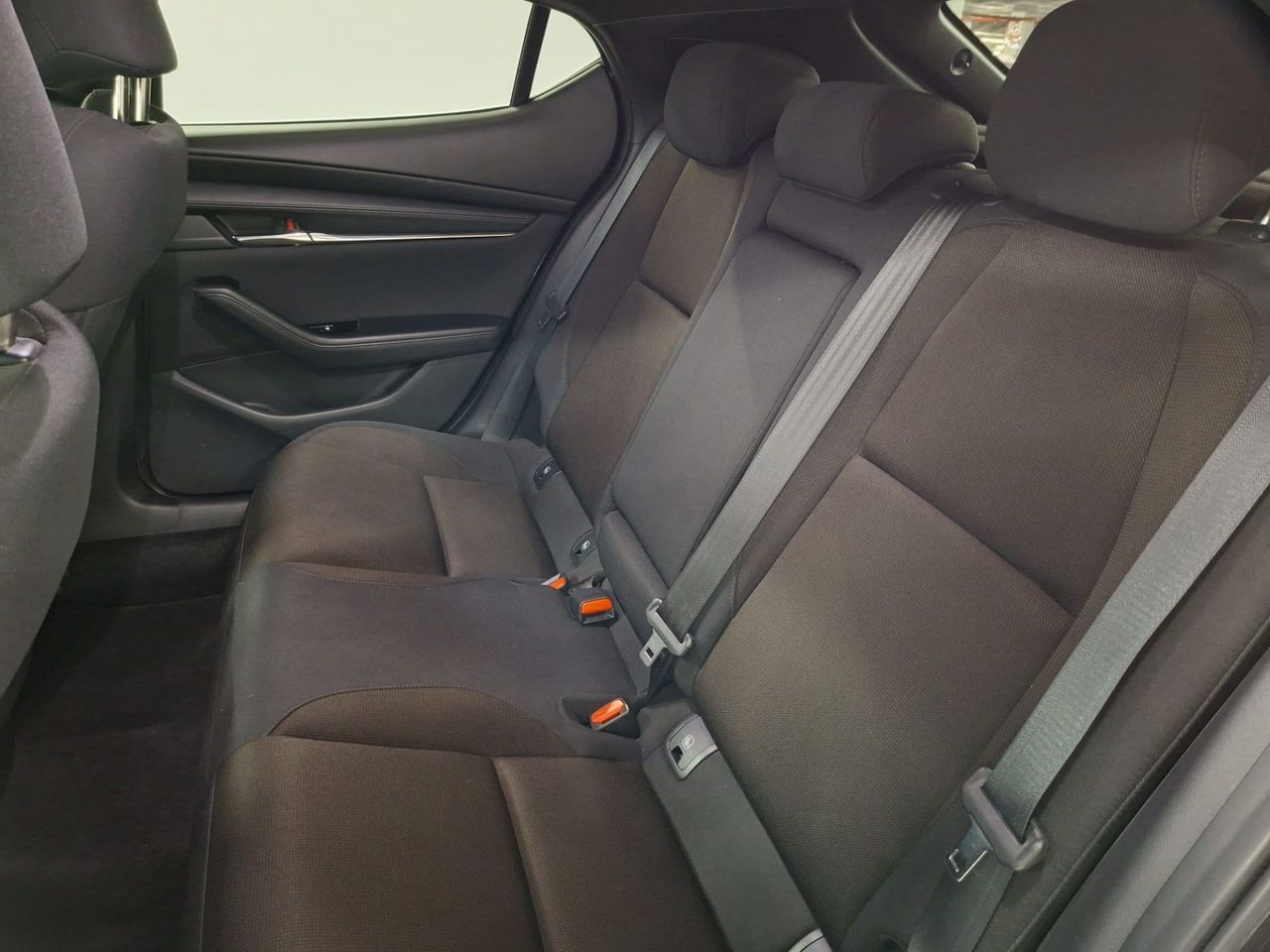 Mazda 3 e-SKYACTIV-G 90KW EXCLUSIVE-LINE PLUS AT - Foto 25