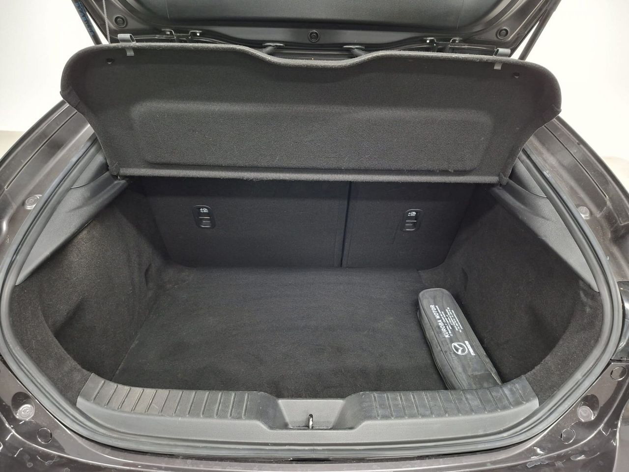 Mazda 3 e-SKYACTIV-G 90KW EXCLUSIVE-LINE PLUS AT - Foto 11
