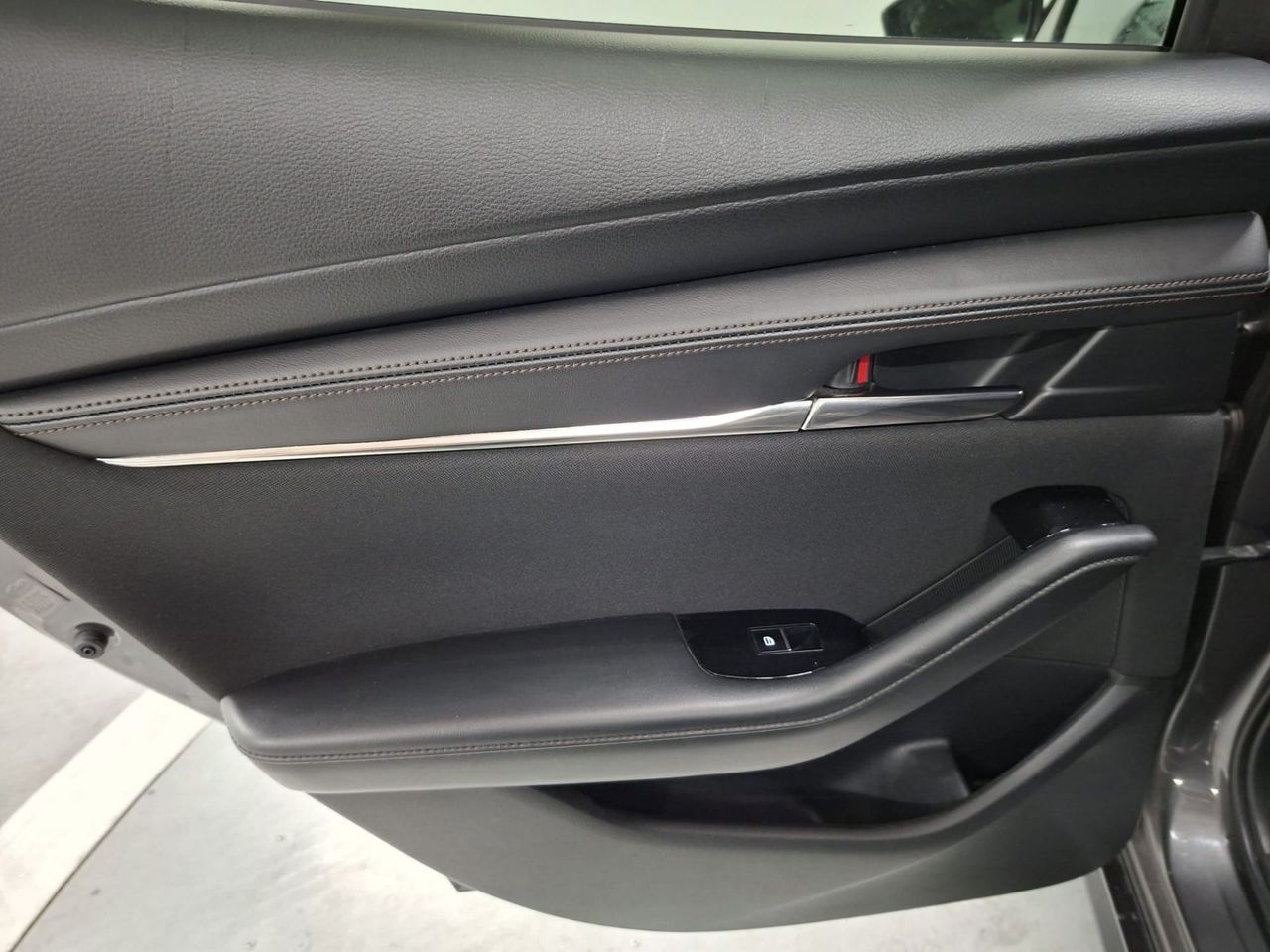 Mazda 3 e-SKYACTIV-G 90KW EXCLUSIVE-LINE PLUS AT - Foto 27