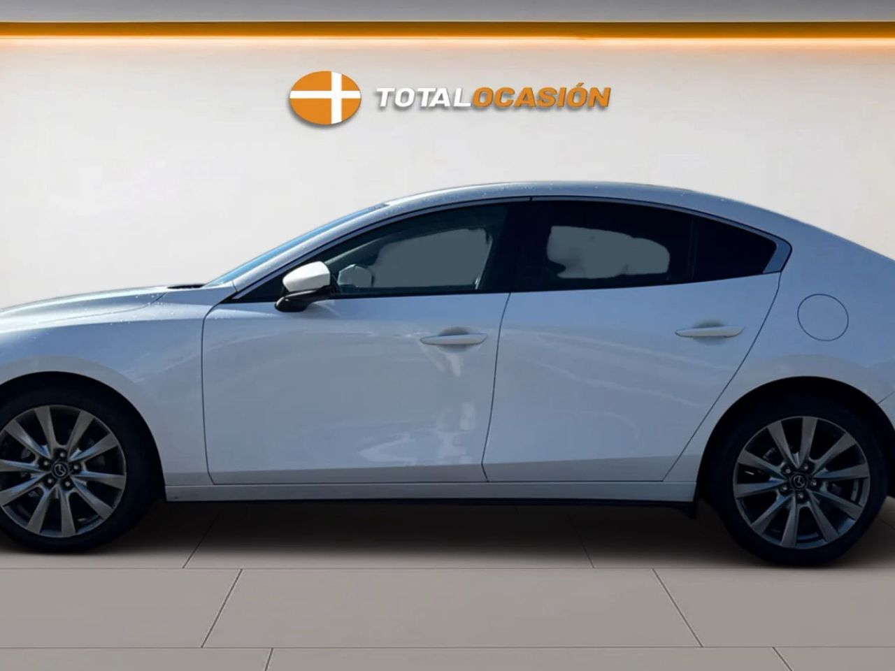 Mazda 3 2.0 e-SKYACTIV-X EVOLUTION - Foto 7