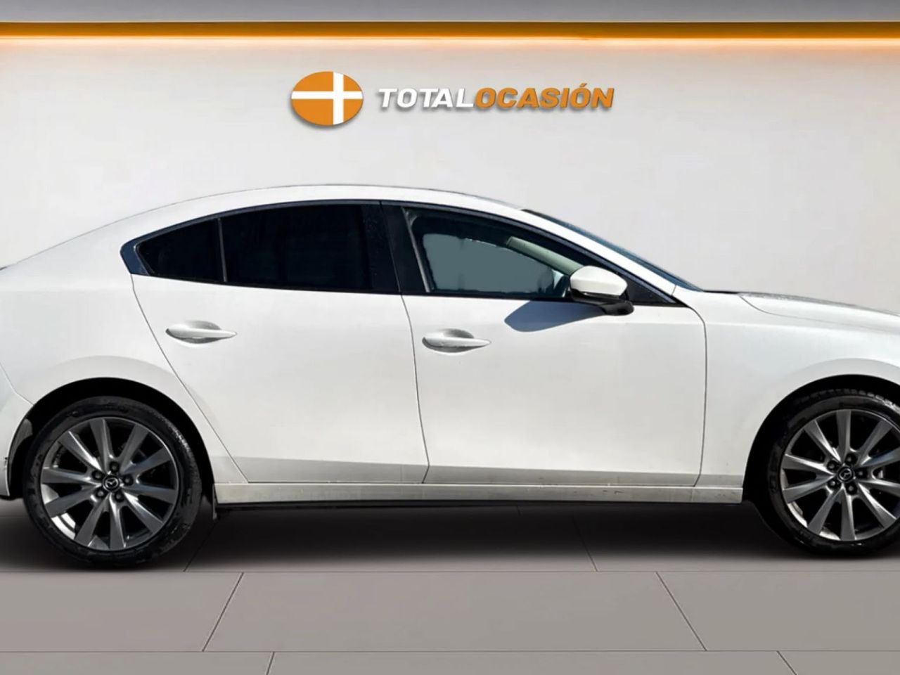 Mazda 3 2.0 e-SKYACTIV-X EVOLUTION - Foto 6