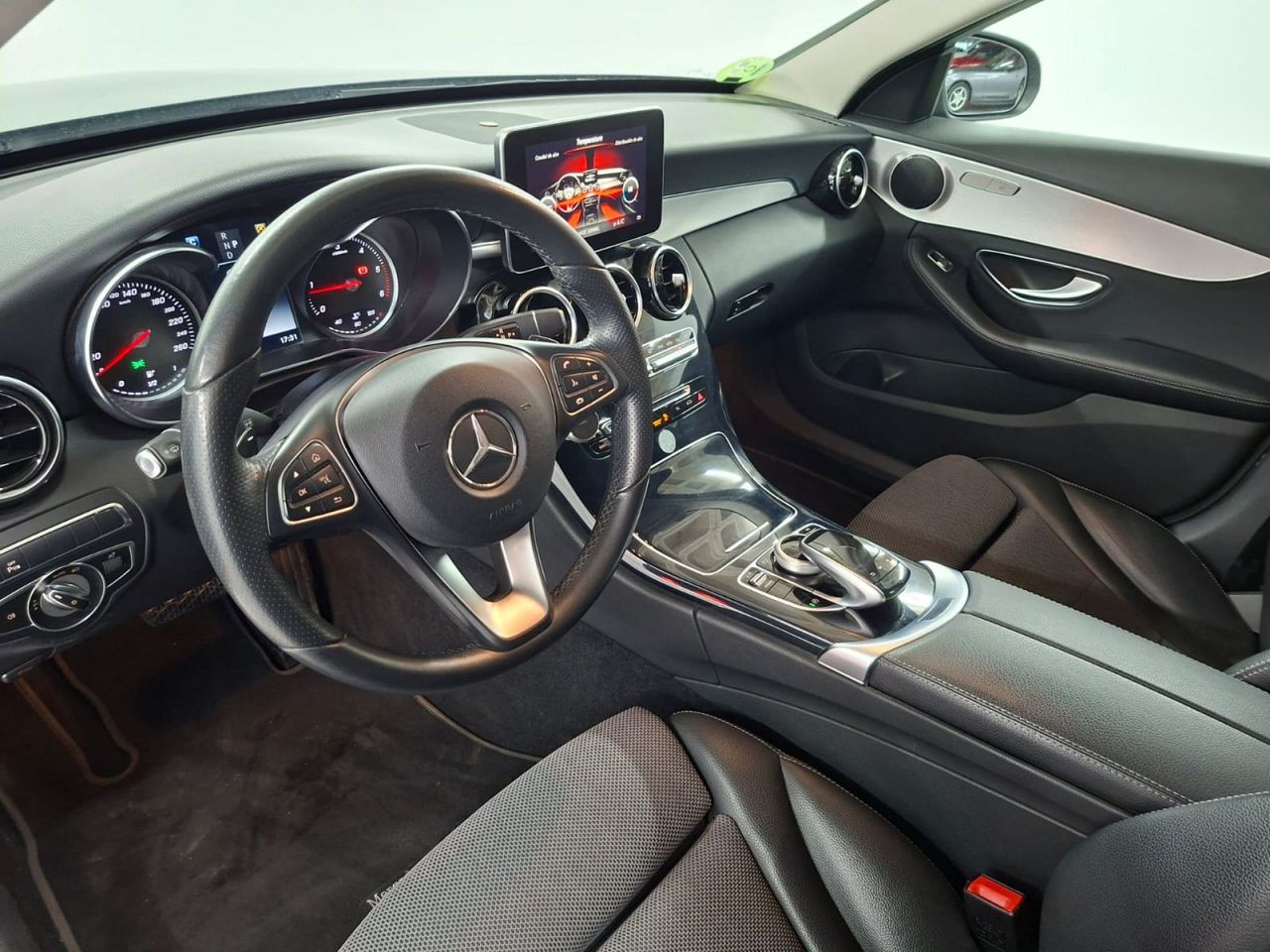 Mercedes Clase C C 220 d Estate - Foto 22