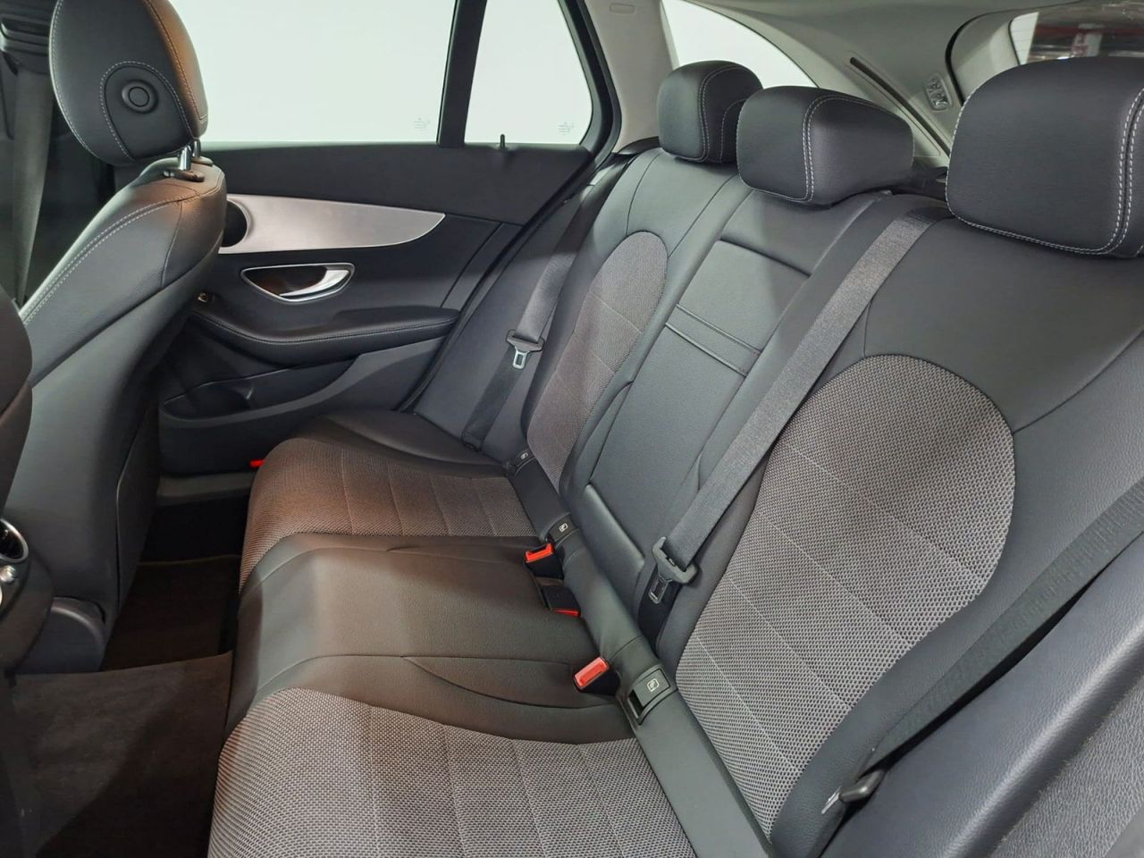 Mercedes Clase C C 220 d Estate - Foto 26