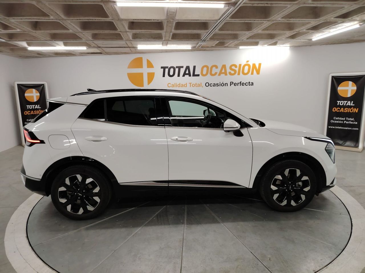 Kia Sportage 1.6 T-GDi PHEV 198kW (265CV) Drive 4x4 - Foto 6