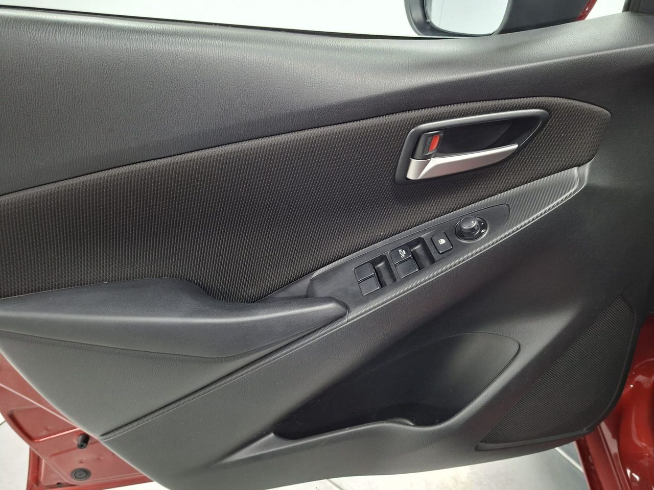 Mazda 2 e-SKYACTIV G 1.5 66kW (90CV) MT Origin - Foto 15