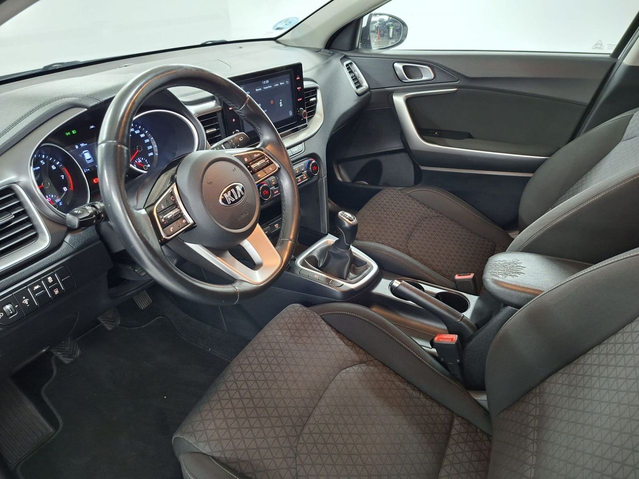 Kia XCeed 1.0 T-GDi Drive 88kW (120CV) - Foto 10