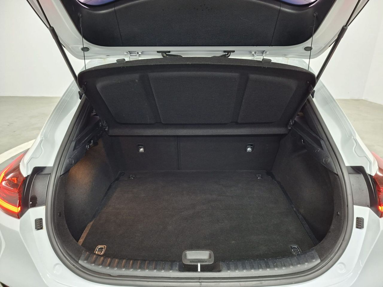 Kia XCeed 1.0 T-GDi Drive 88kW (120CV) - Foto 8
