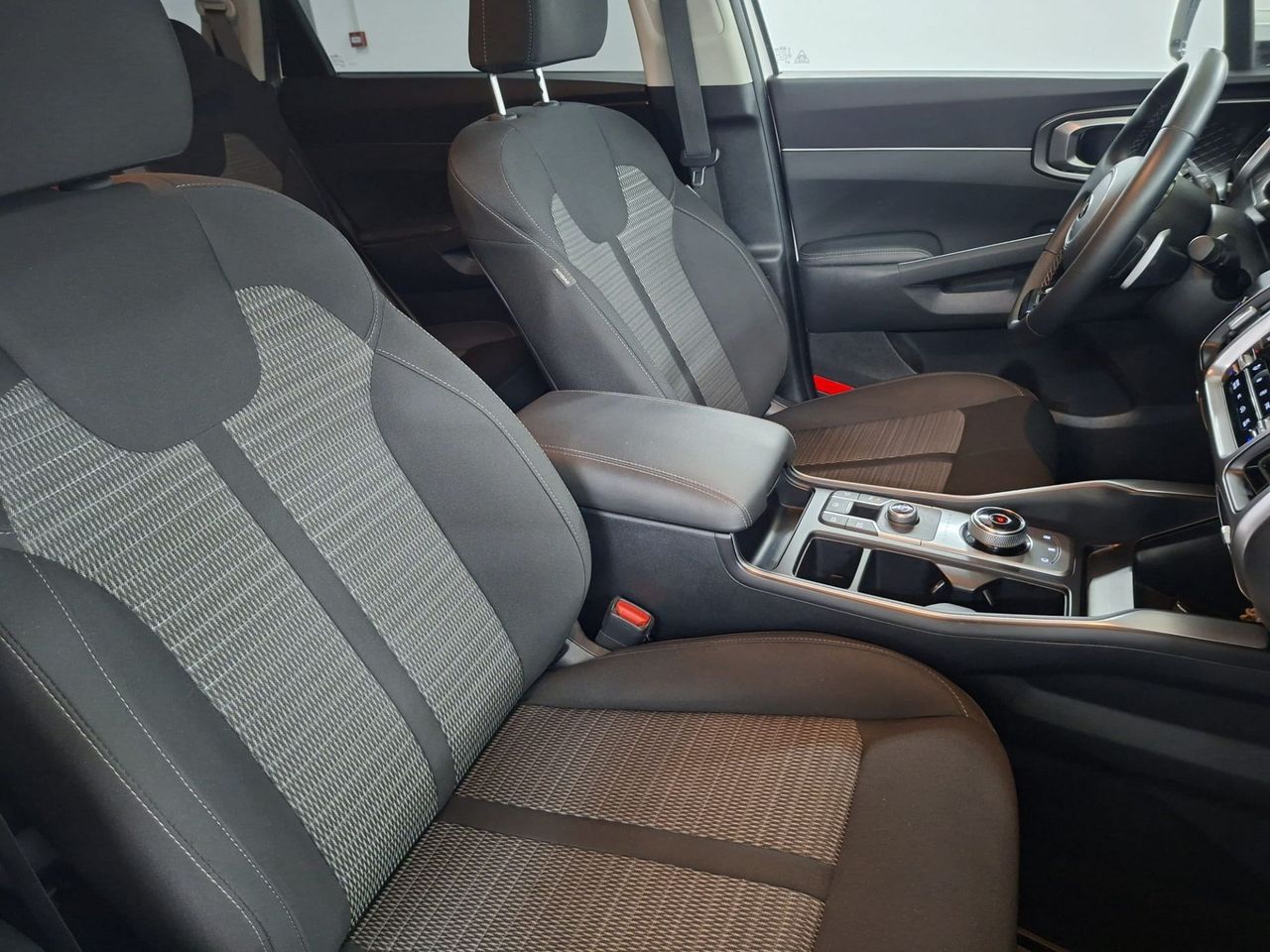 Kia Sorento 1.6 T-GDi HEV Drive 4x2 7pl - Foto 28