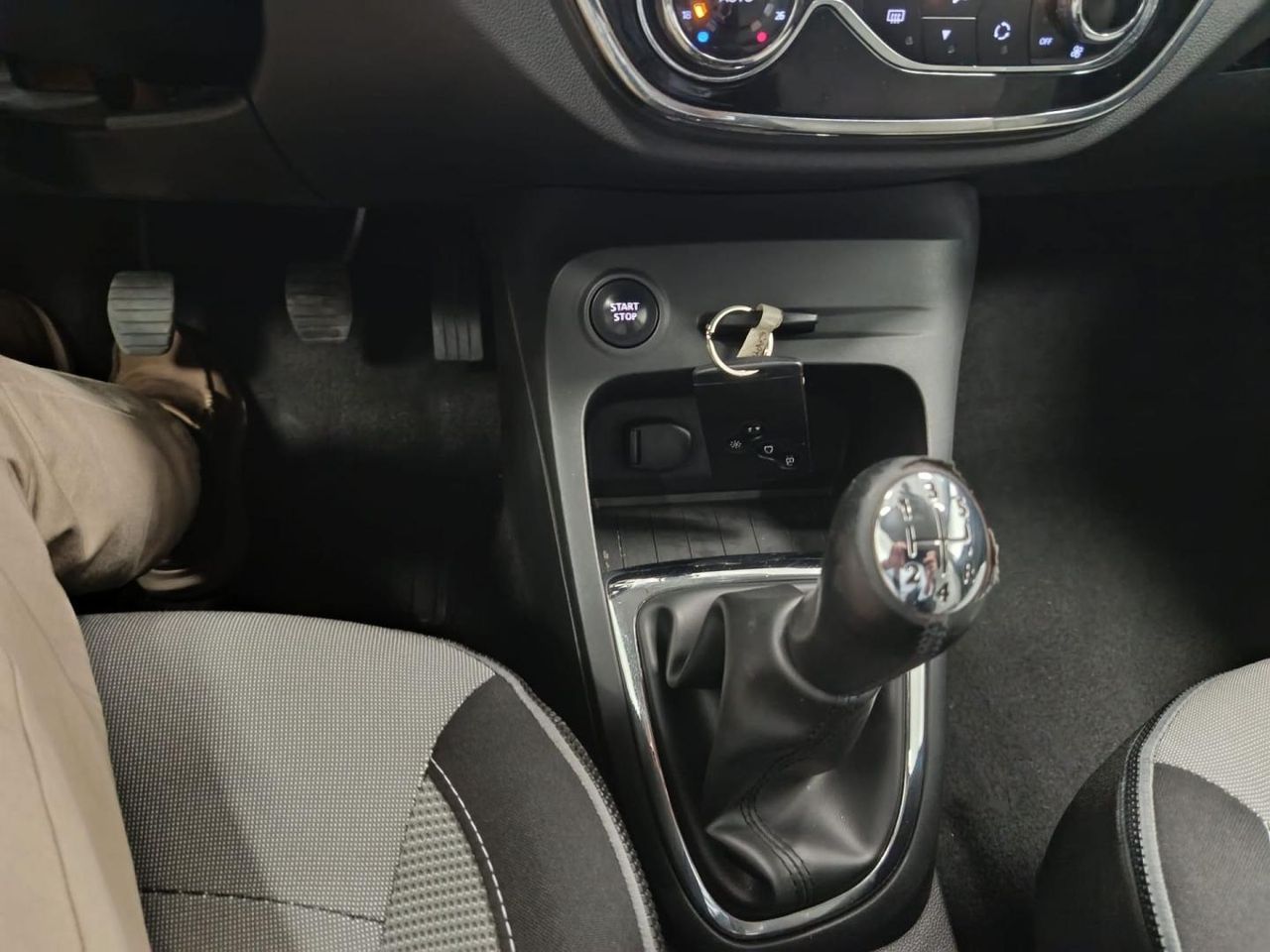 Renault Captur Zen Energy TCe 66kW (90CV) eco2 - Foto 18
