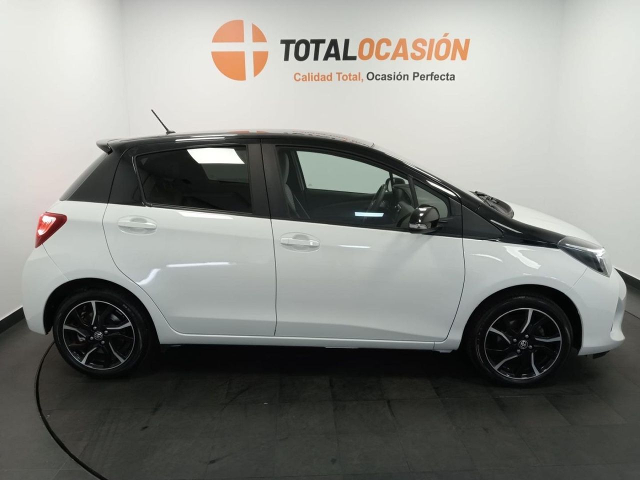 Toyota Yaris 1.3 100 Feel - Foto 6