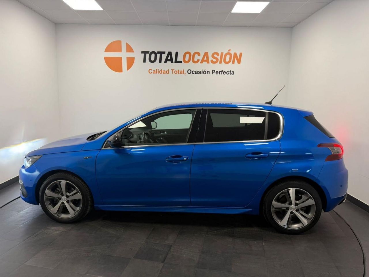 Peugeot 308 5P GT BlueHDi 130 S&S - Foto 5