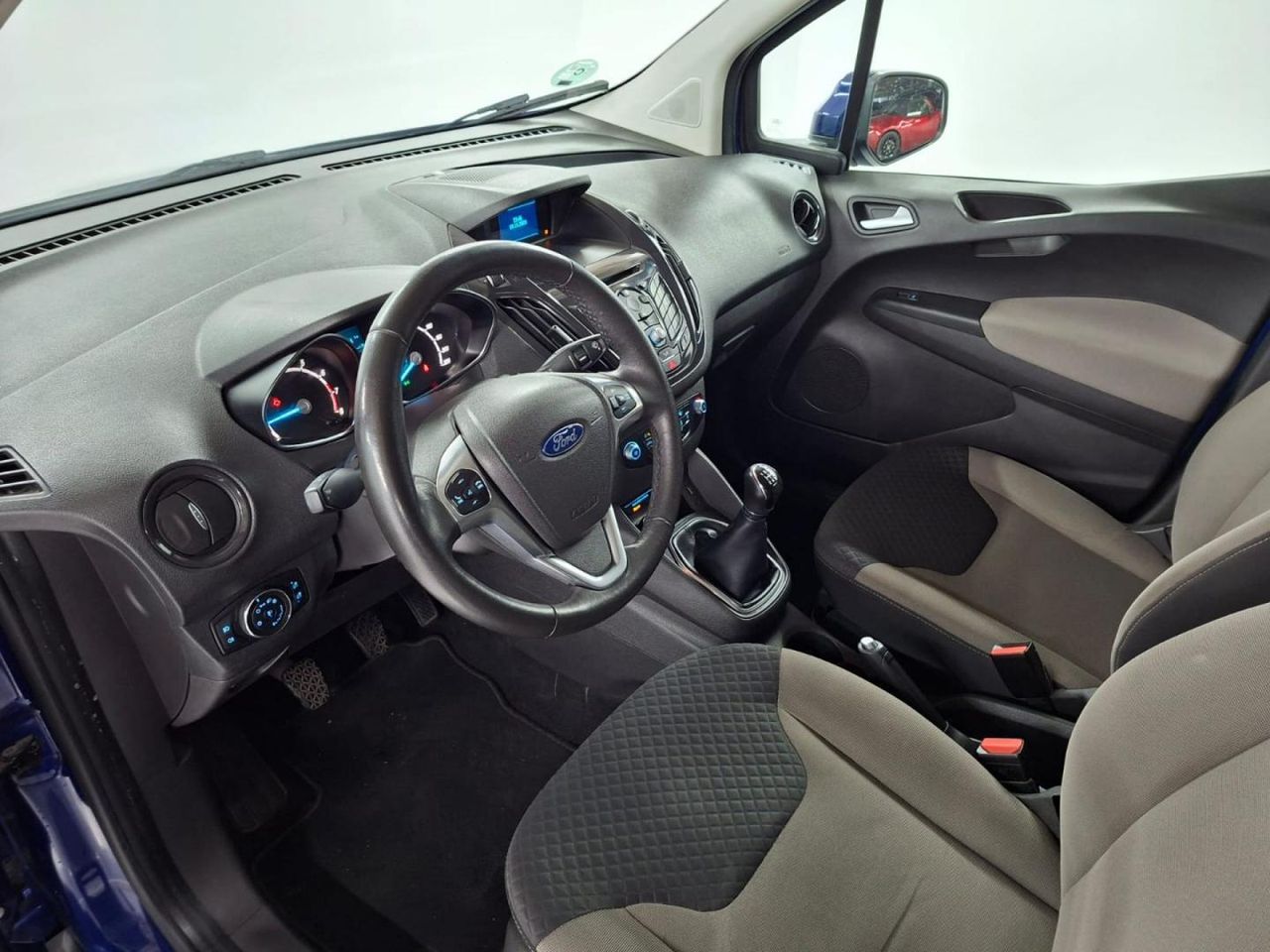 Ford Tourneo Courier 1.0 EcoBoost 74kW (100CV) Trend - Foto 21