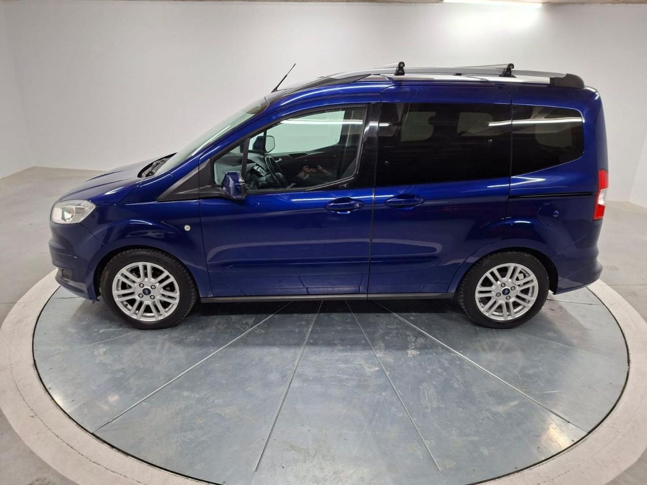 Ford Tourneo Courier 1.0 EcoBoost 74kW (100CV) Trend - Foto 4